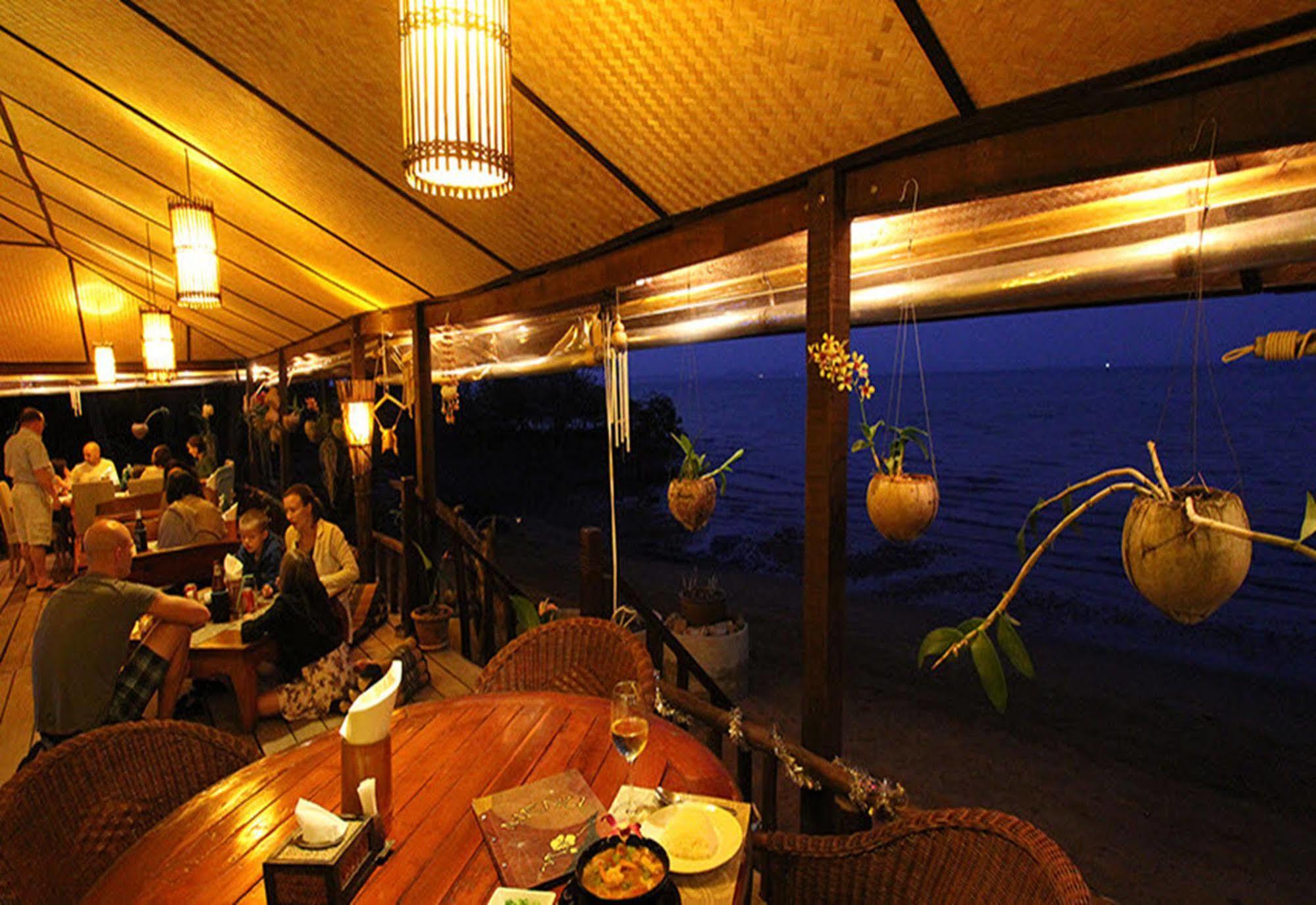 Amber Sands Tempat peranginan Koh Chang